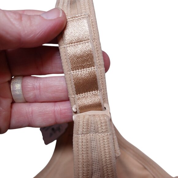 NWT Paramour By Felina Body X Underwire Sports Bra Sz 34DDD Warm Beige 135131 - Picture 7 of 7